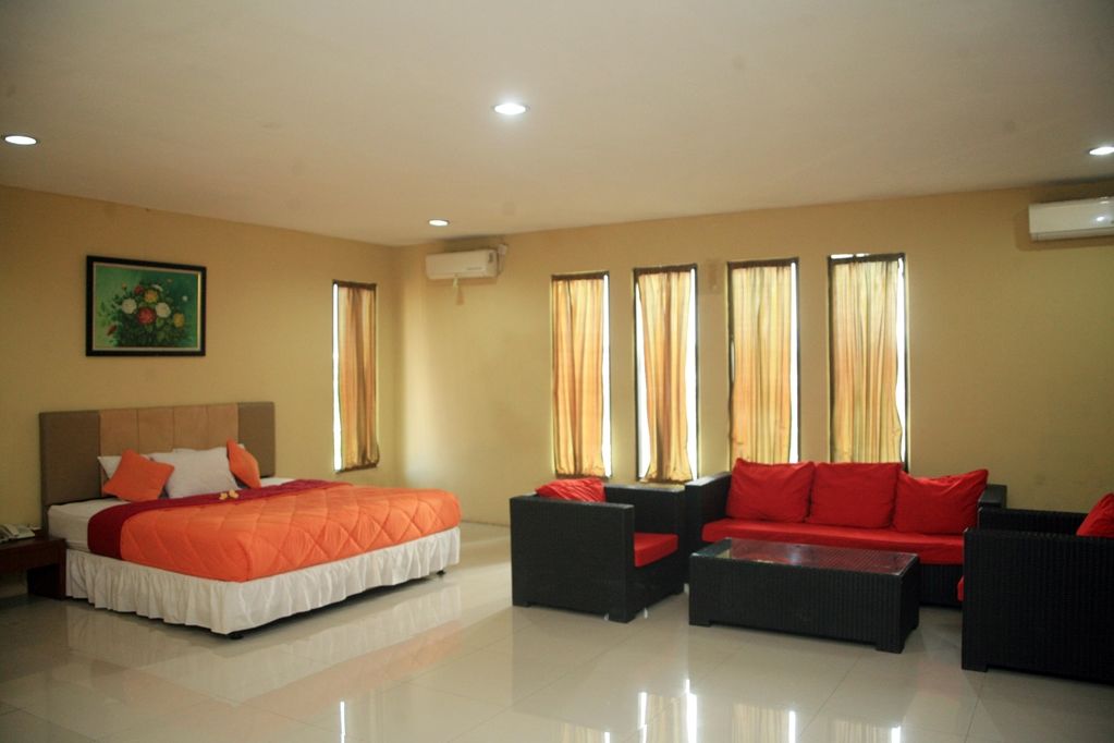 Hotel Kyriad Bukit Gumati Bogor Zimmer foto